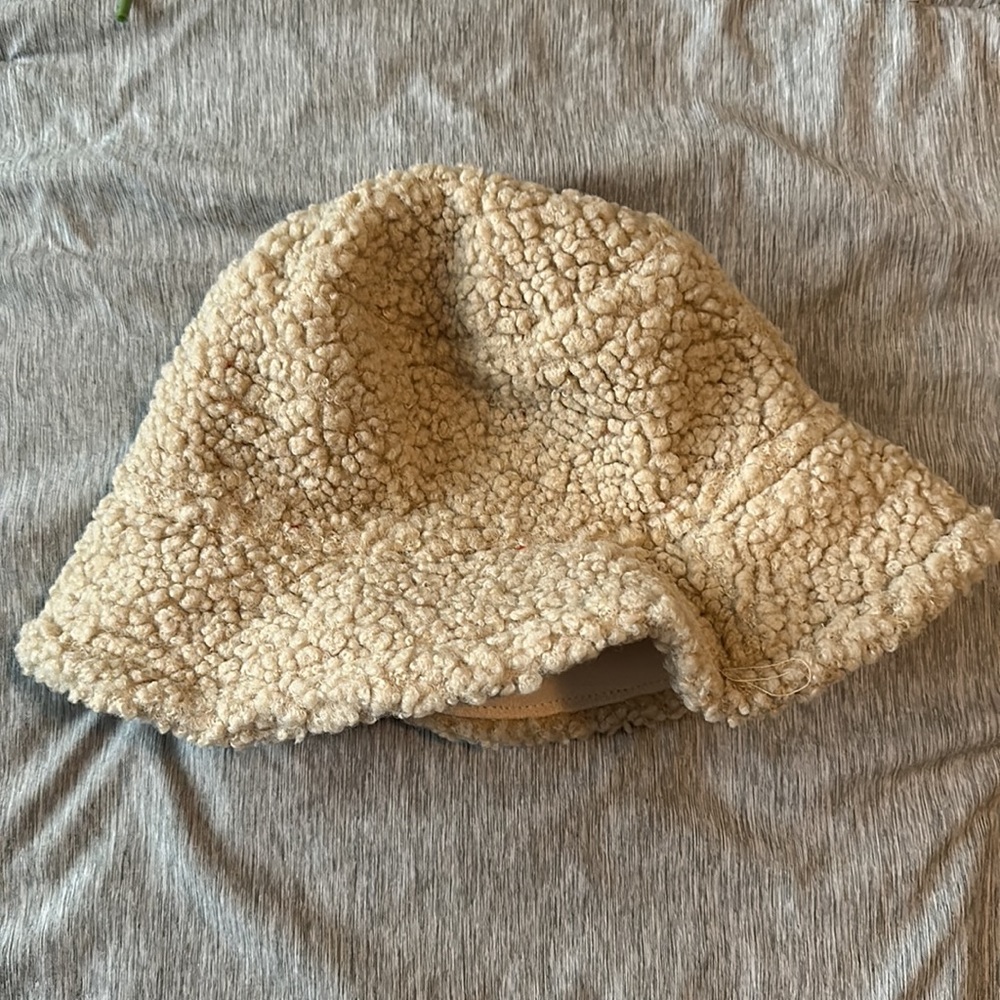 Bucket hat - Picture 3 of 5